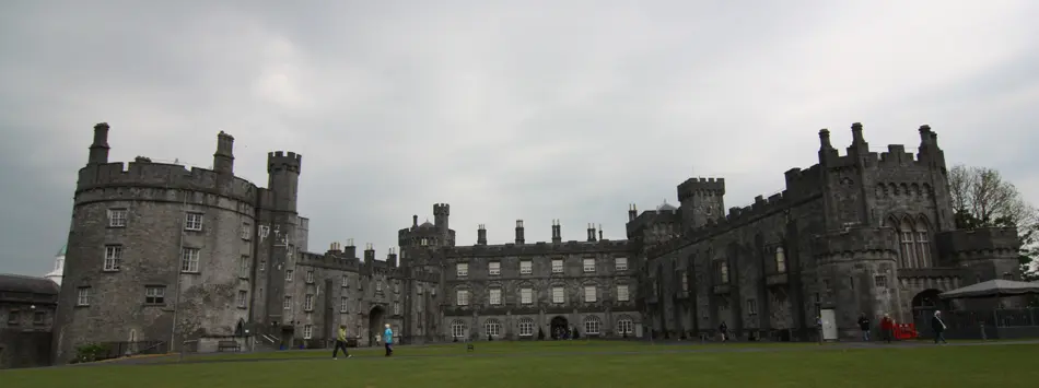 Kilkenny Castle back